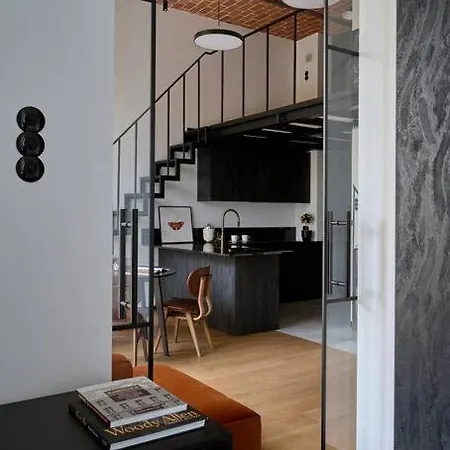 Lejlighed Loft Industrialny Przy Bulwarze Staromiejskim *